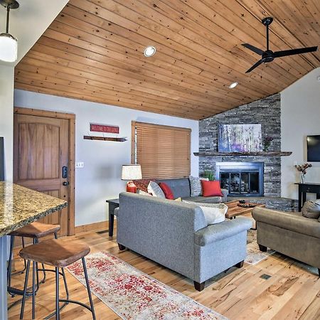 Cabin With Hot Tub And Mountain Views Less Than 5 Mi To Boone Blowing Rock Esterno foto