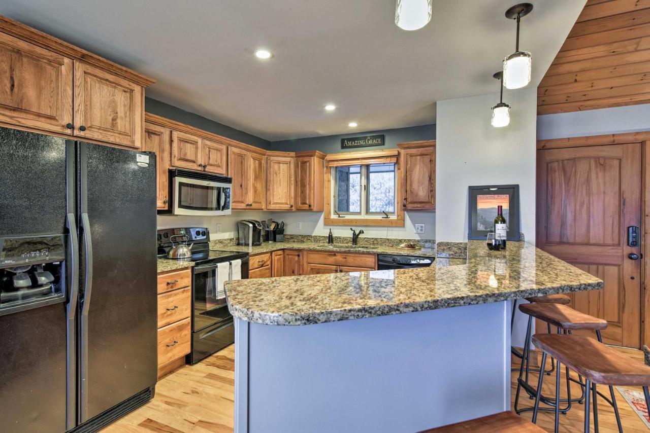 Cabin With Hot Tub And Mountain Views Less Than 5 Mi To Boone Blowing Rock Esterno foto